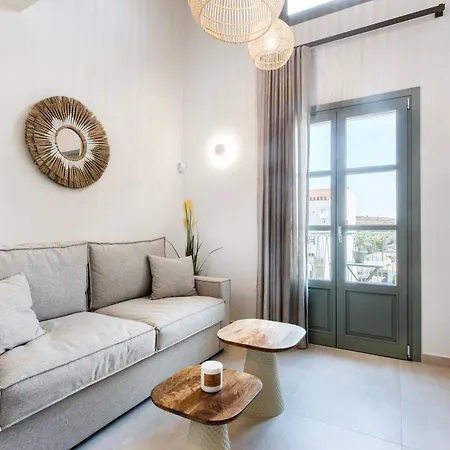 Olive Dryopis Apartment