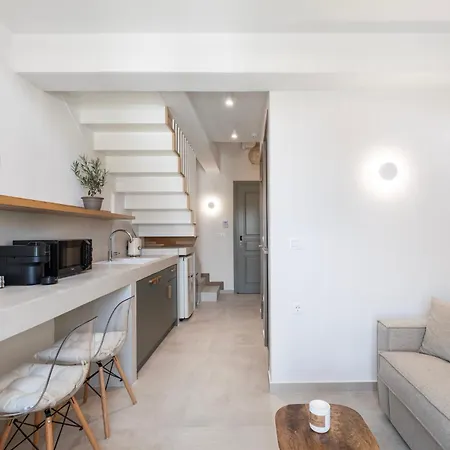 شقة Olive Dryopis *