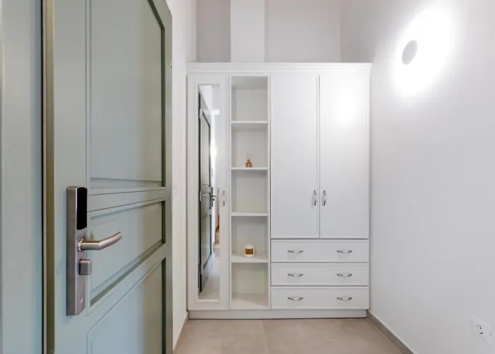 Olive Dryopis شقة *